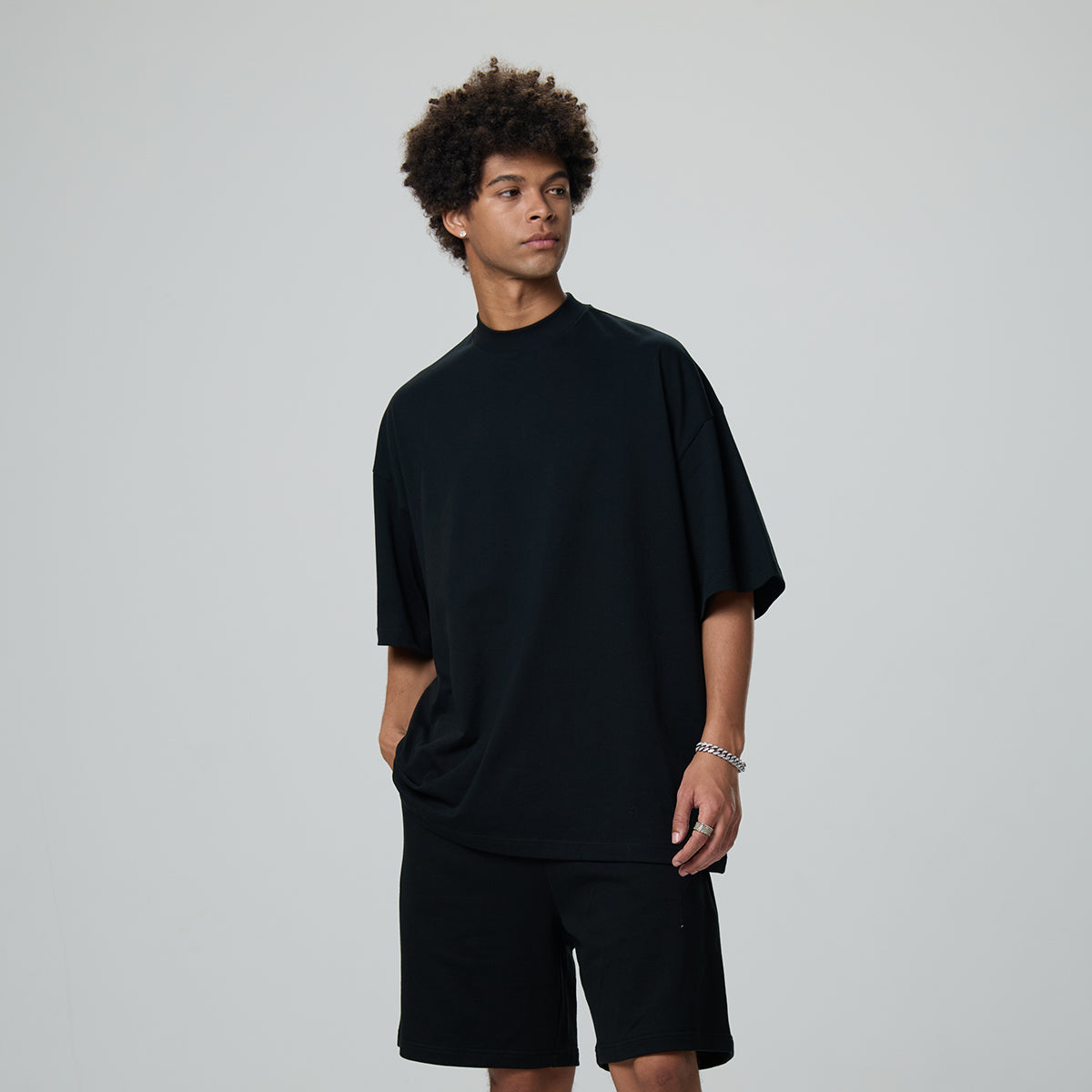 Solid Color Crew Neck Baggy Tee 230gsm