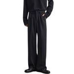 Solid-Color Single Pleat Trousers