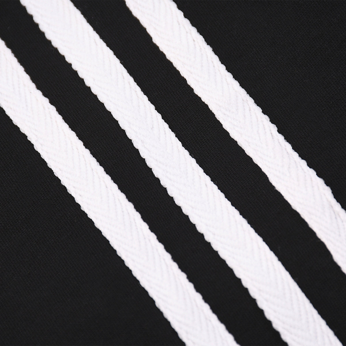 Mock Layered Contrast Strap Sweatshirt