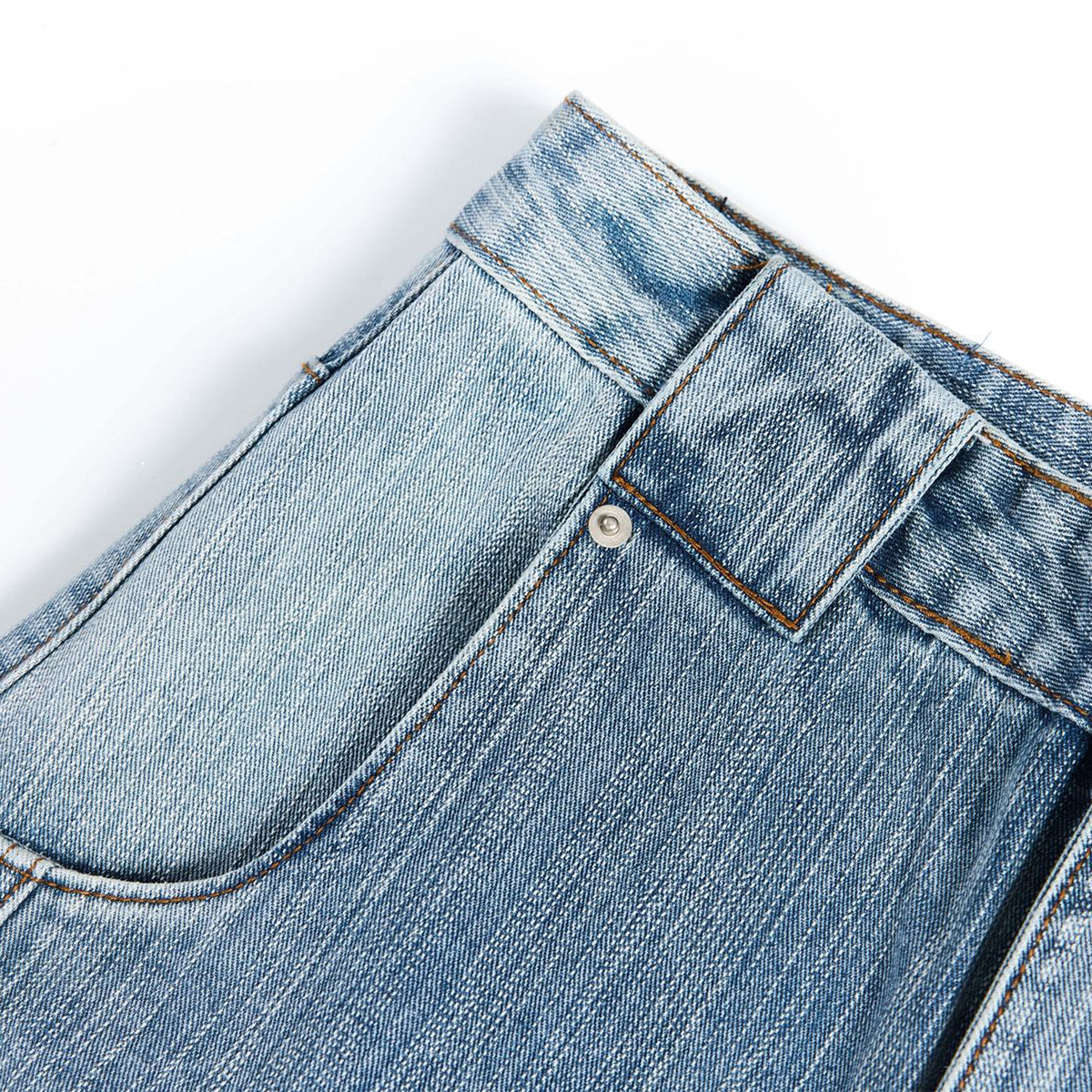 Vintage Slub Embroidered Curved Blade Relaxed Jeans