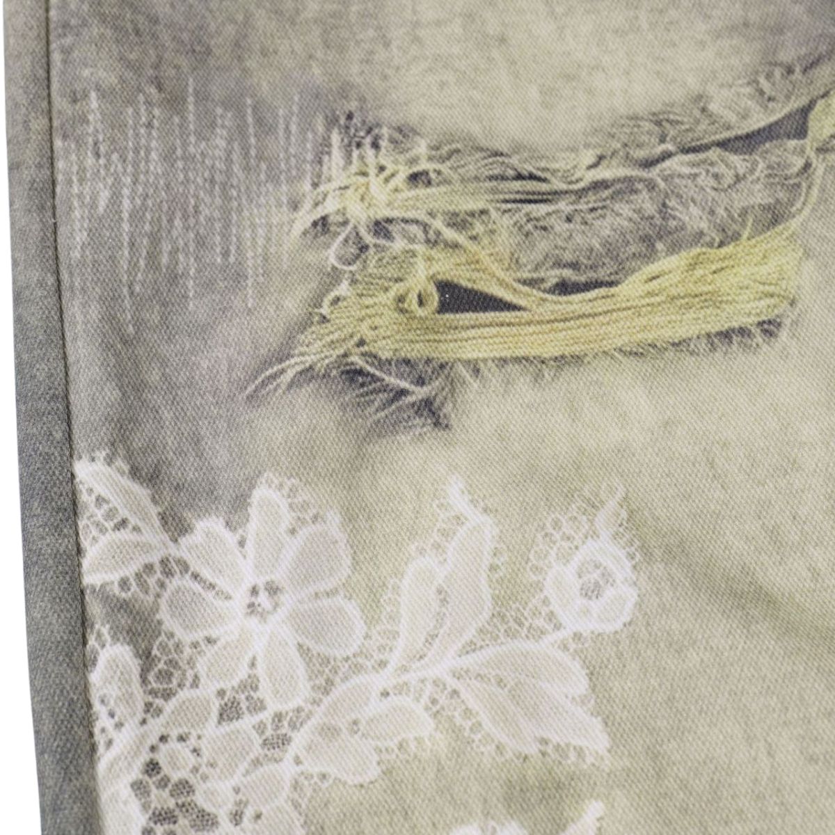 Smoke Rise Lace Print Straight Leg Ripped Jeans