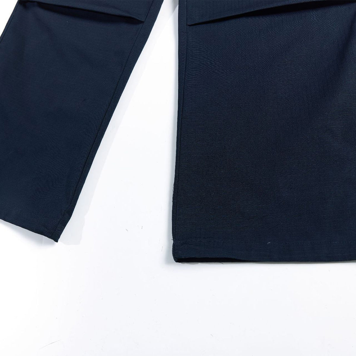 Deconstructed Pleated Premium Solid Relaxed Cargo Pants