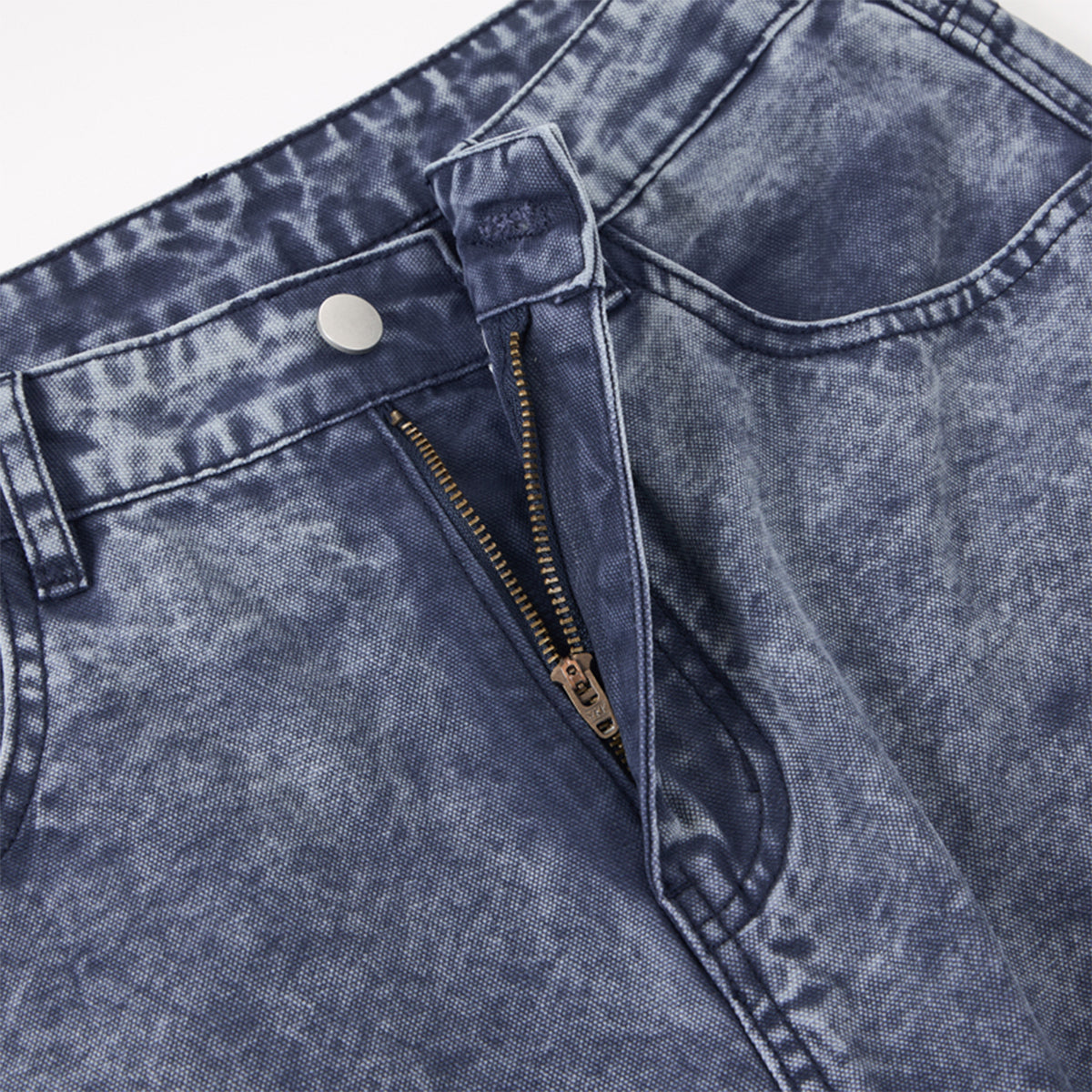 Distressed Wide Leg Cargo Pants