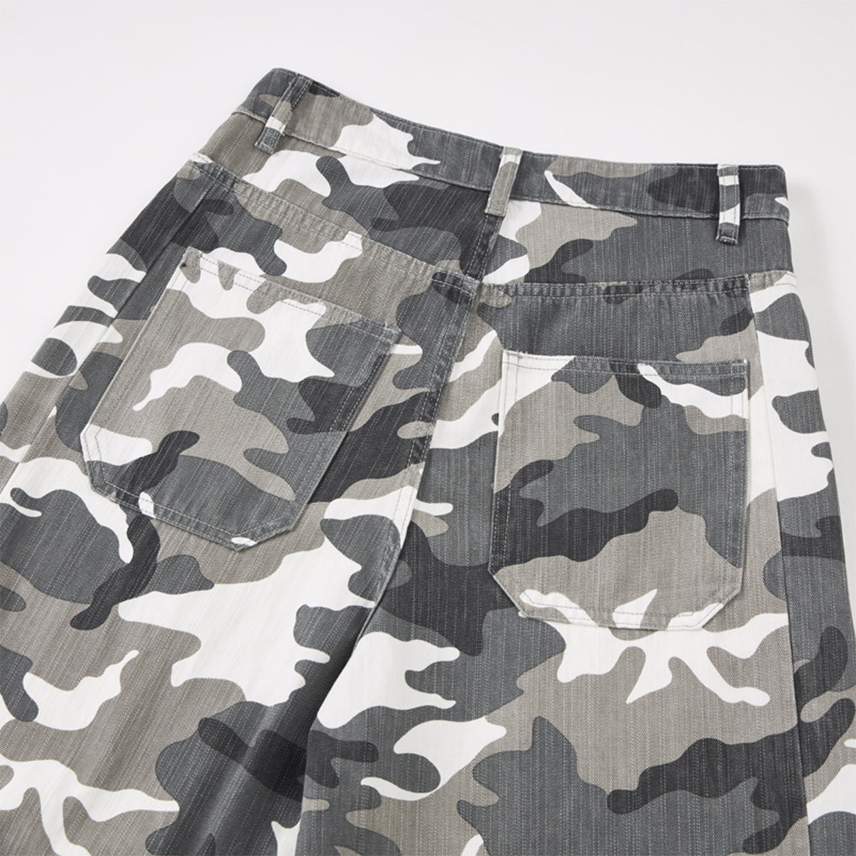 Utility Style Camo Print Wide Leg Cargo Pants