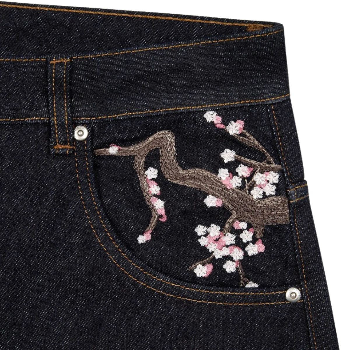 Plum Blossom Embroidery Relaxed Fit Jeans