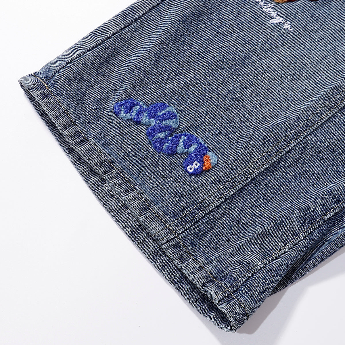 Embroidered Patch High Waist Wide Shorts