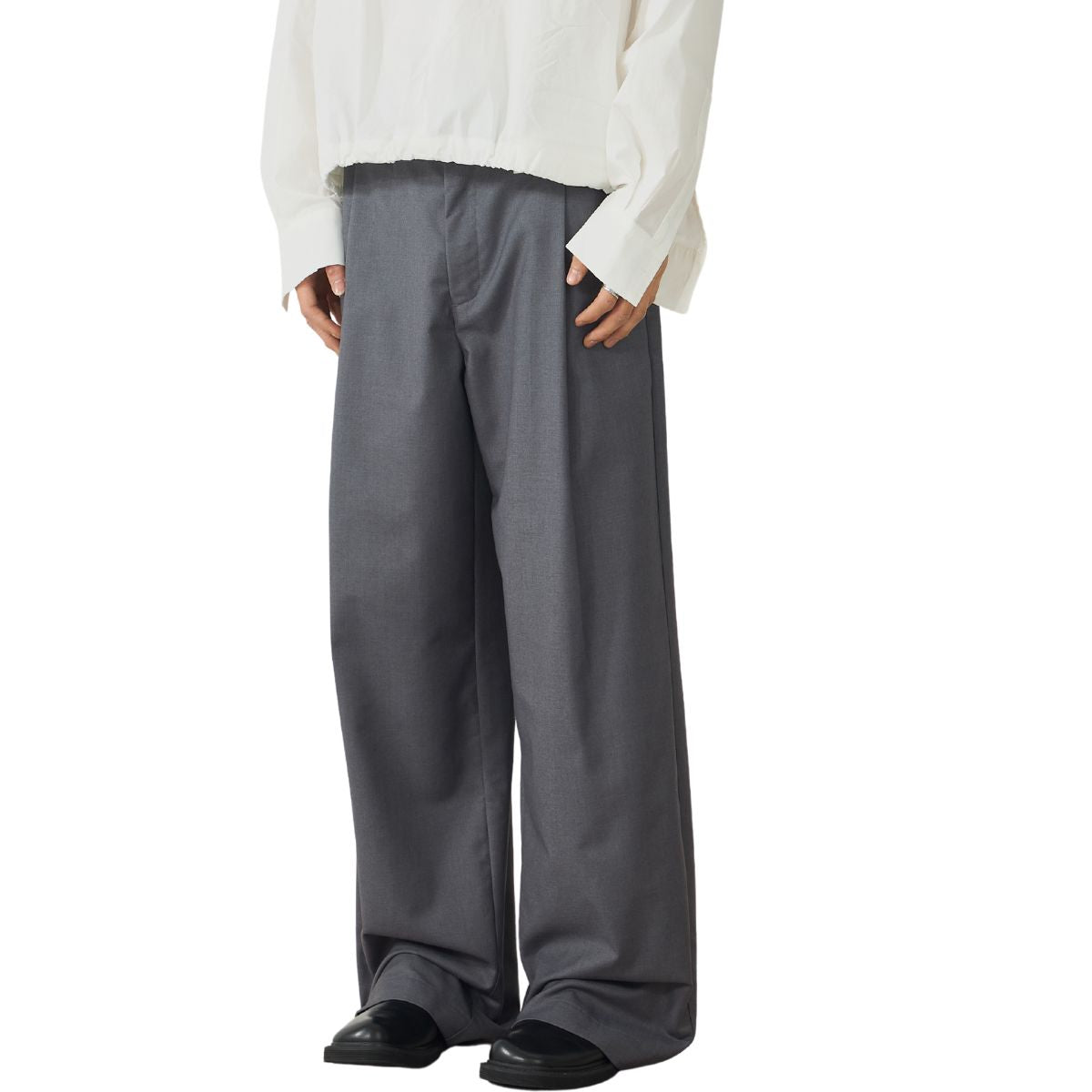 Pleated Wide-Leg Trousers