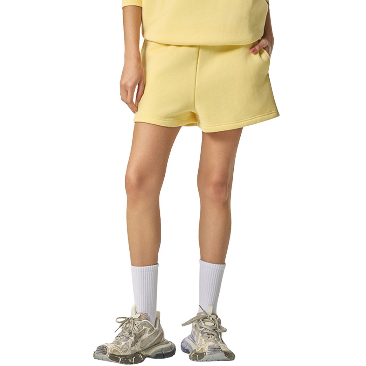 Women's Relaxed Solid Fleece Sweatshorts