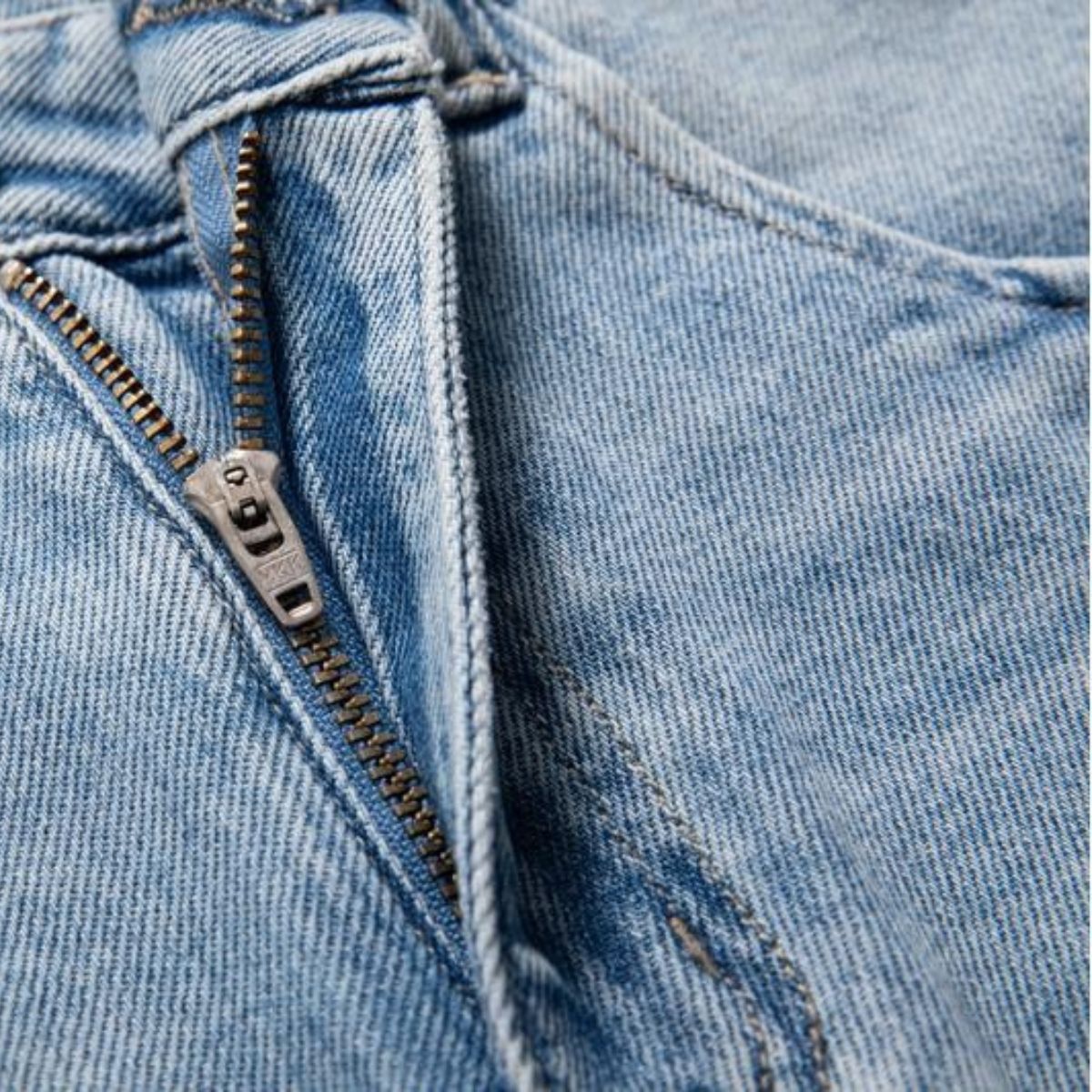 Raw Hem Embroidered Pearl-Frog Closures Jeans