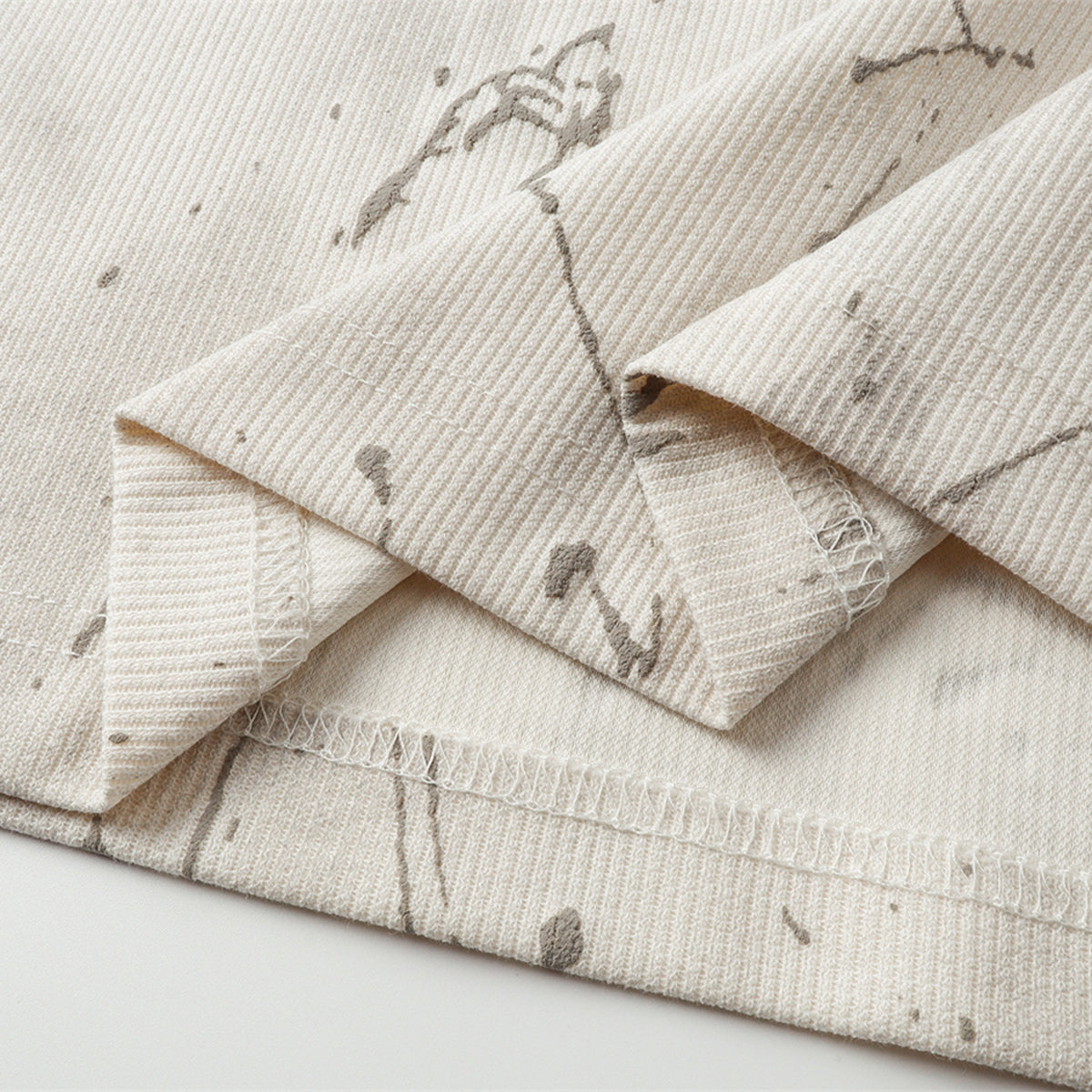 Gradient Jacquard Crack Distressed Statement Tee