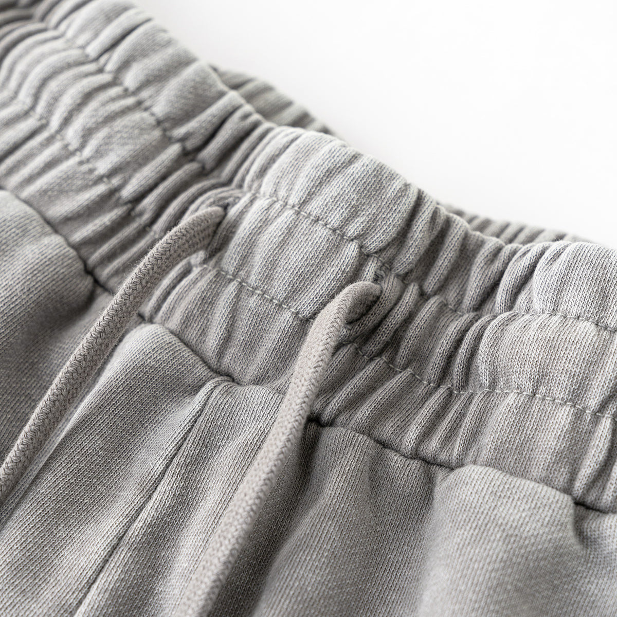 Raw Edge Destructive Short Pants