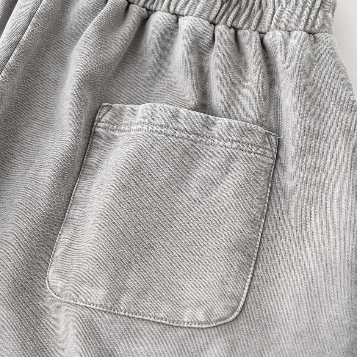 Raw Edge Destructive Short Pants