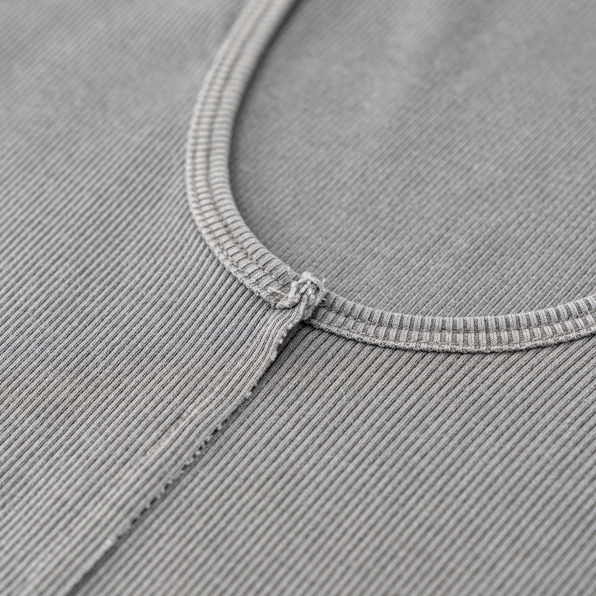 Fitted Rib-Knit V Neck T-Shirt 275gsm