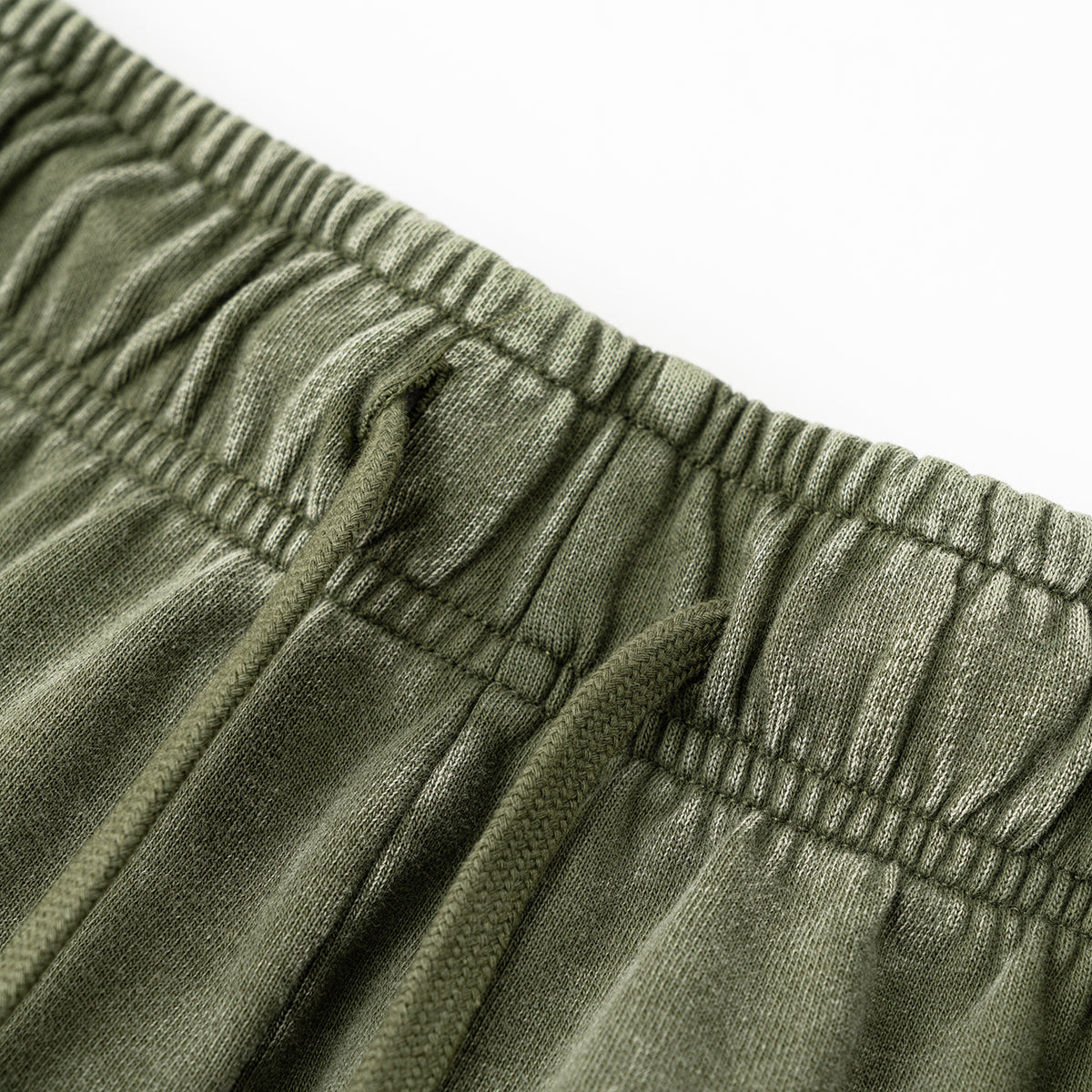 Contrast Arc Loose Fit Shorts