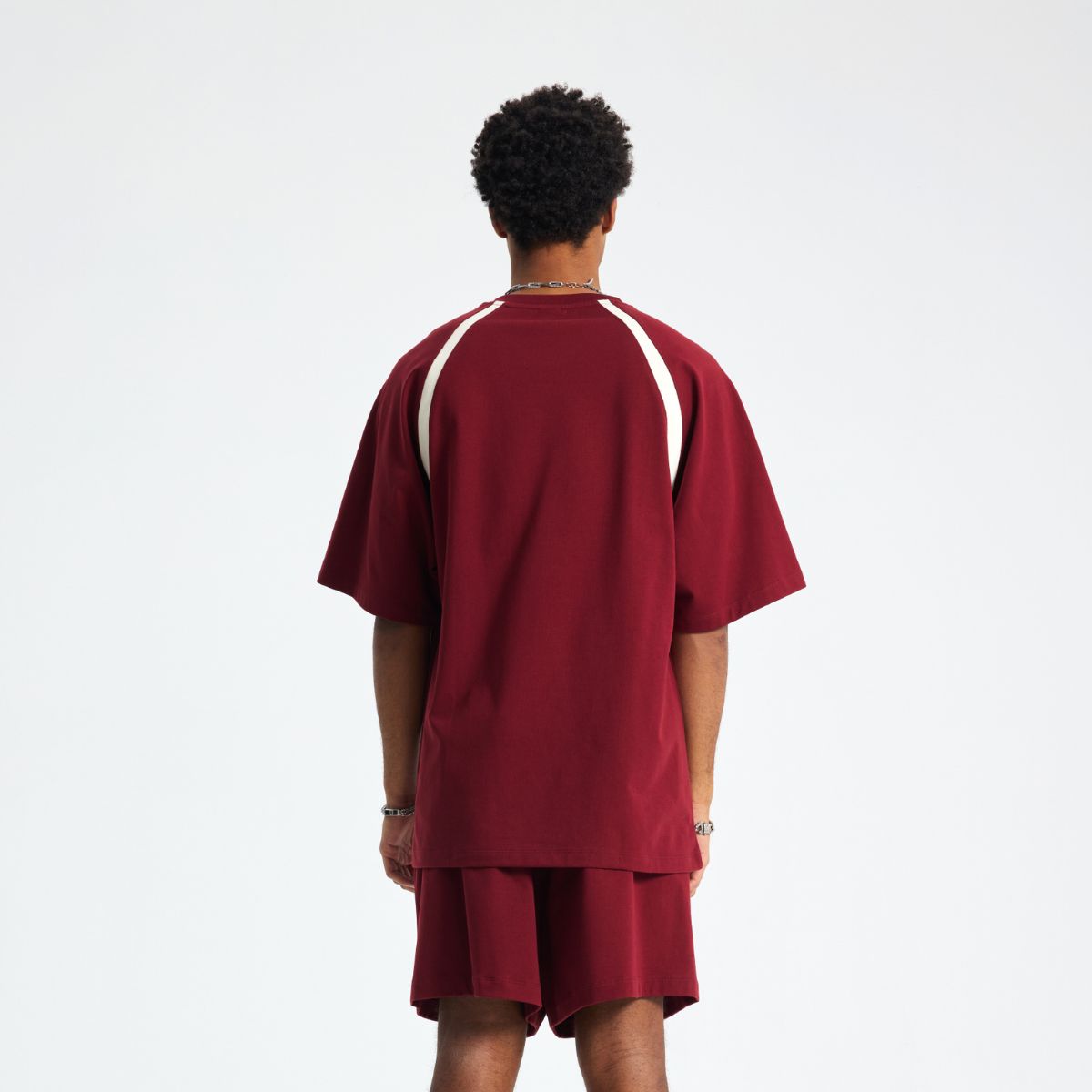 Camiseta de cuello en V con diseño de bloques de colores de alto rendimiento, 250 g/m²