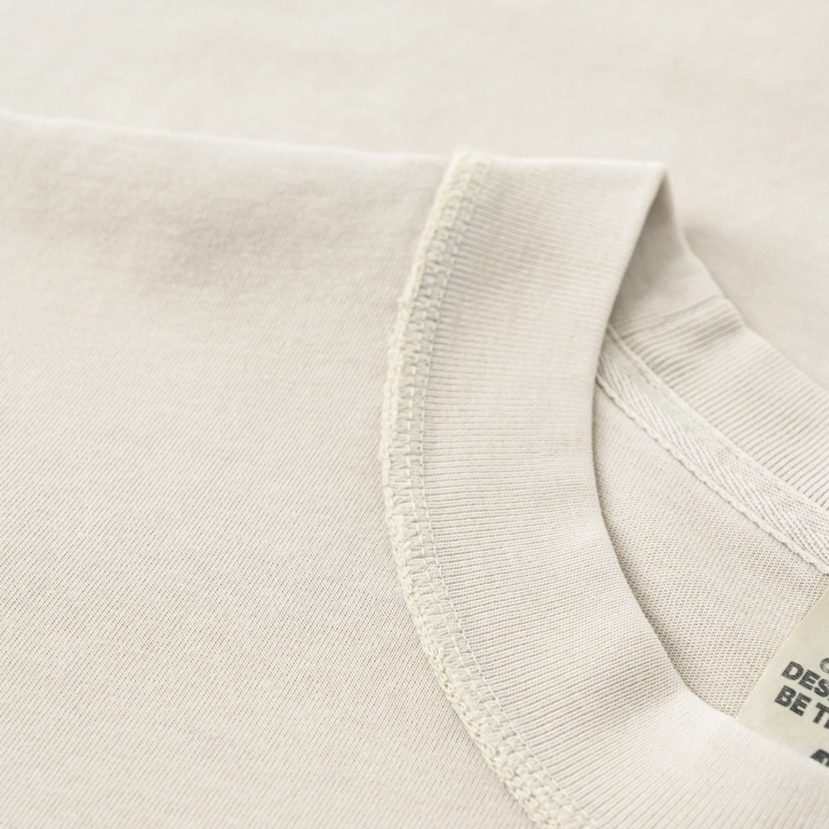 Camiseta con lavado inverso vintage de 275 g/m²