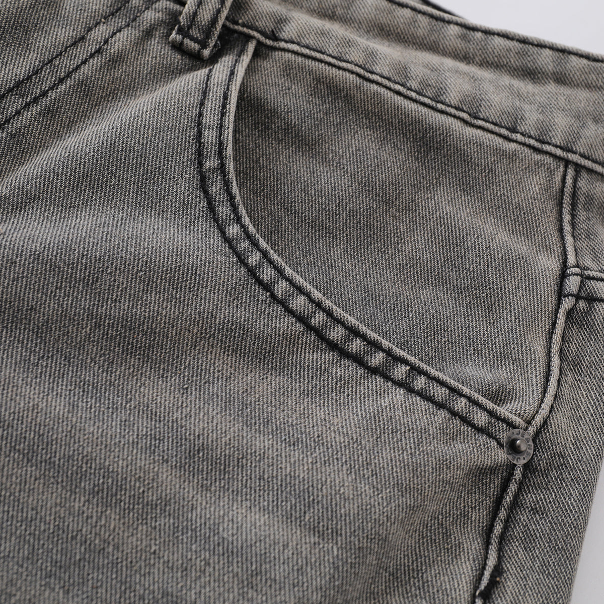 Paint Splatter Panel Stitching Barrel-Leg Jeans