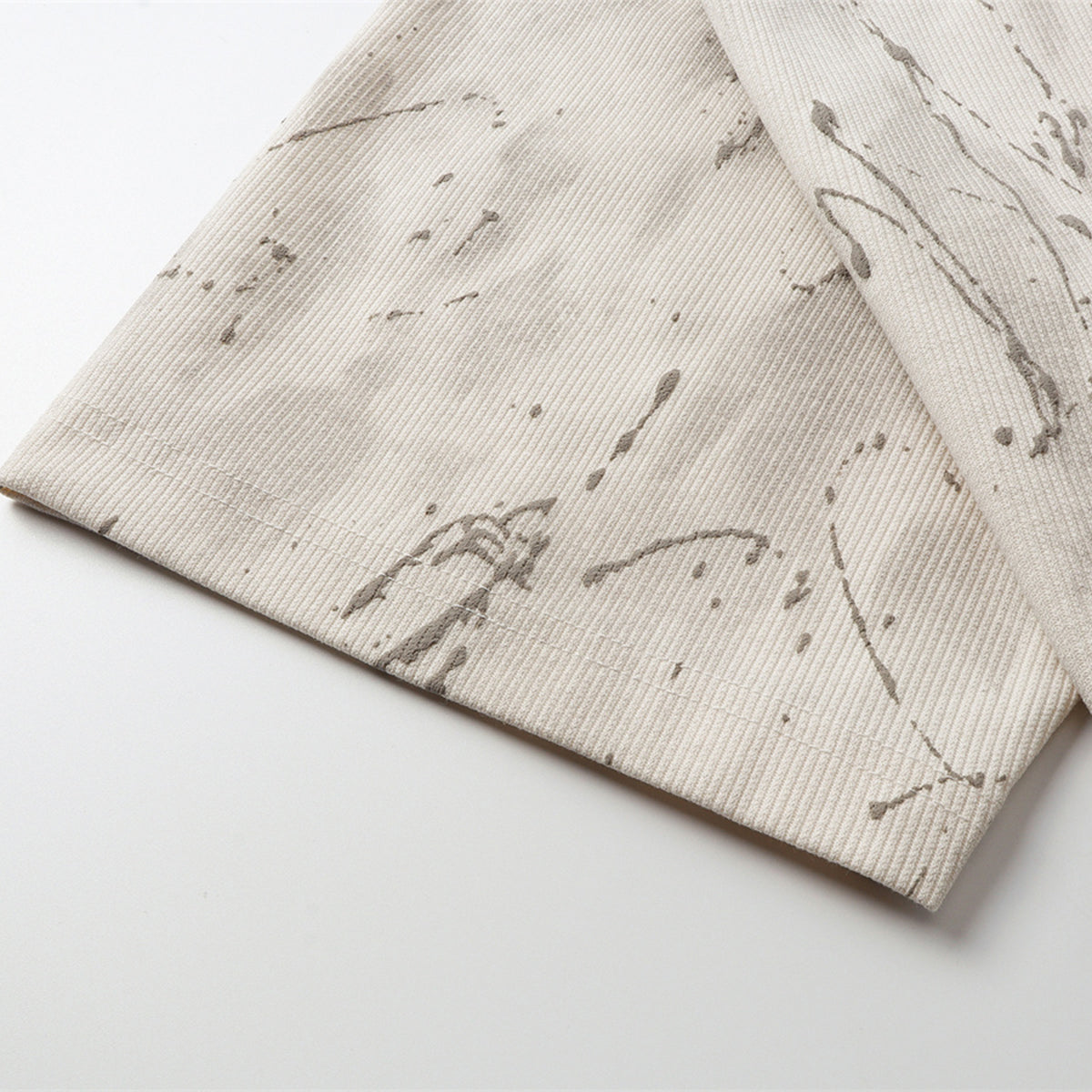 Gradient Jacquard Crack Distressed Statement Tee