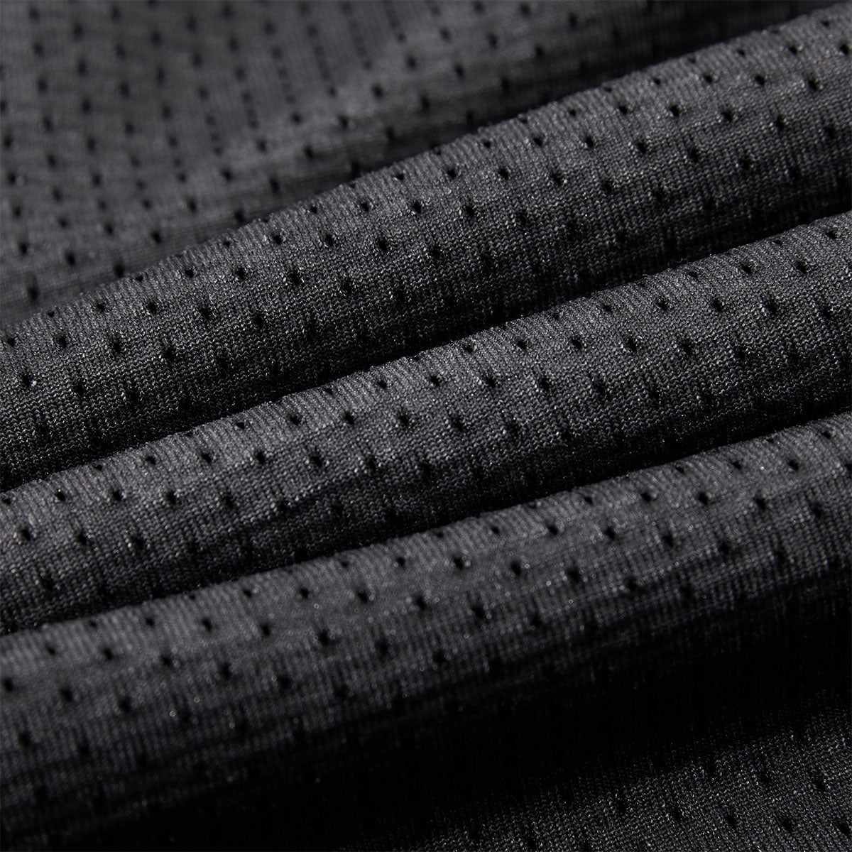 Breathable Mesh Athletic Elastic Waist Training Shorts