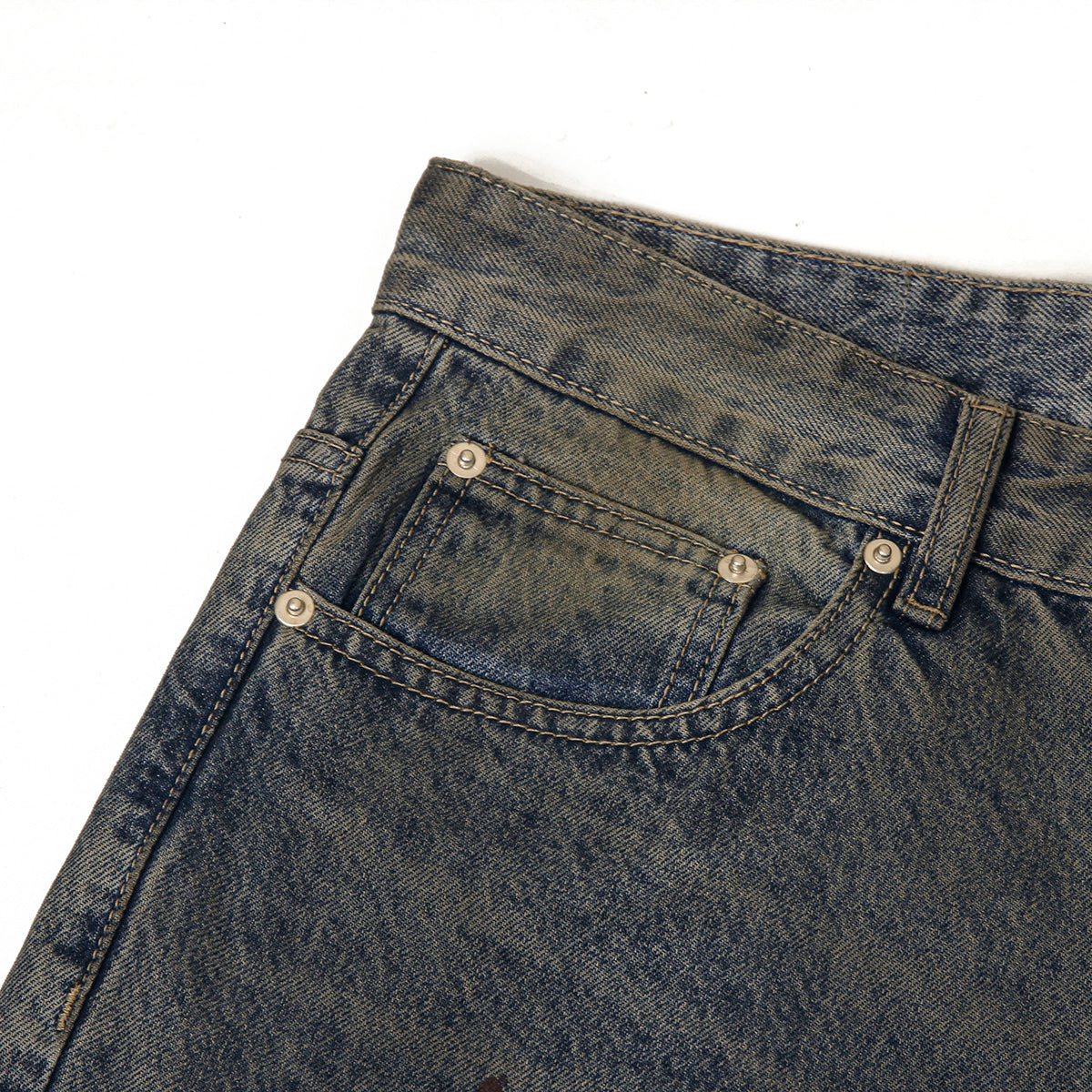 Vintage Wash Ripped Knee Loose Jeans