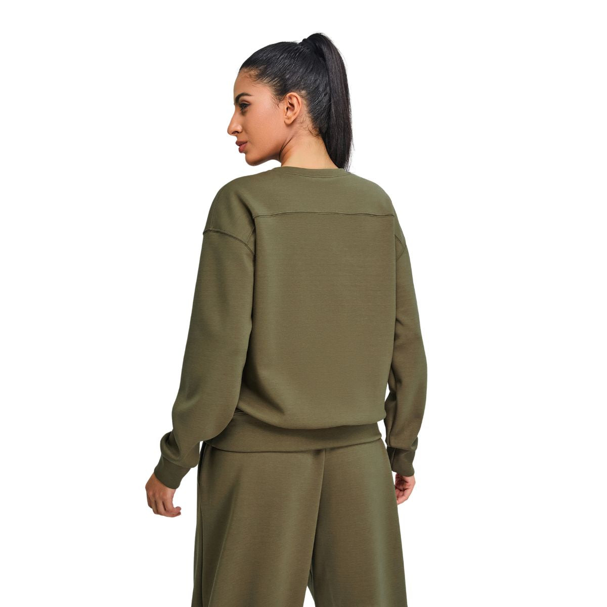 Solid Color Relaxed Fit Sweatshirt