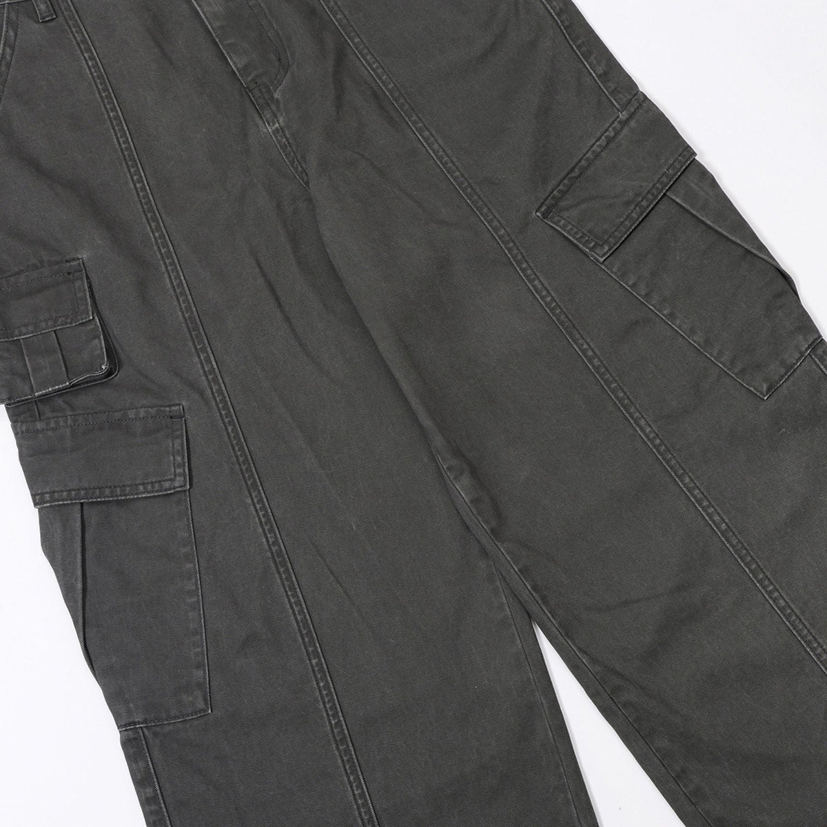 Front Seam Baggy Cargo Pants-INNBLAC Fashion Apparel