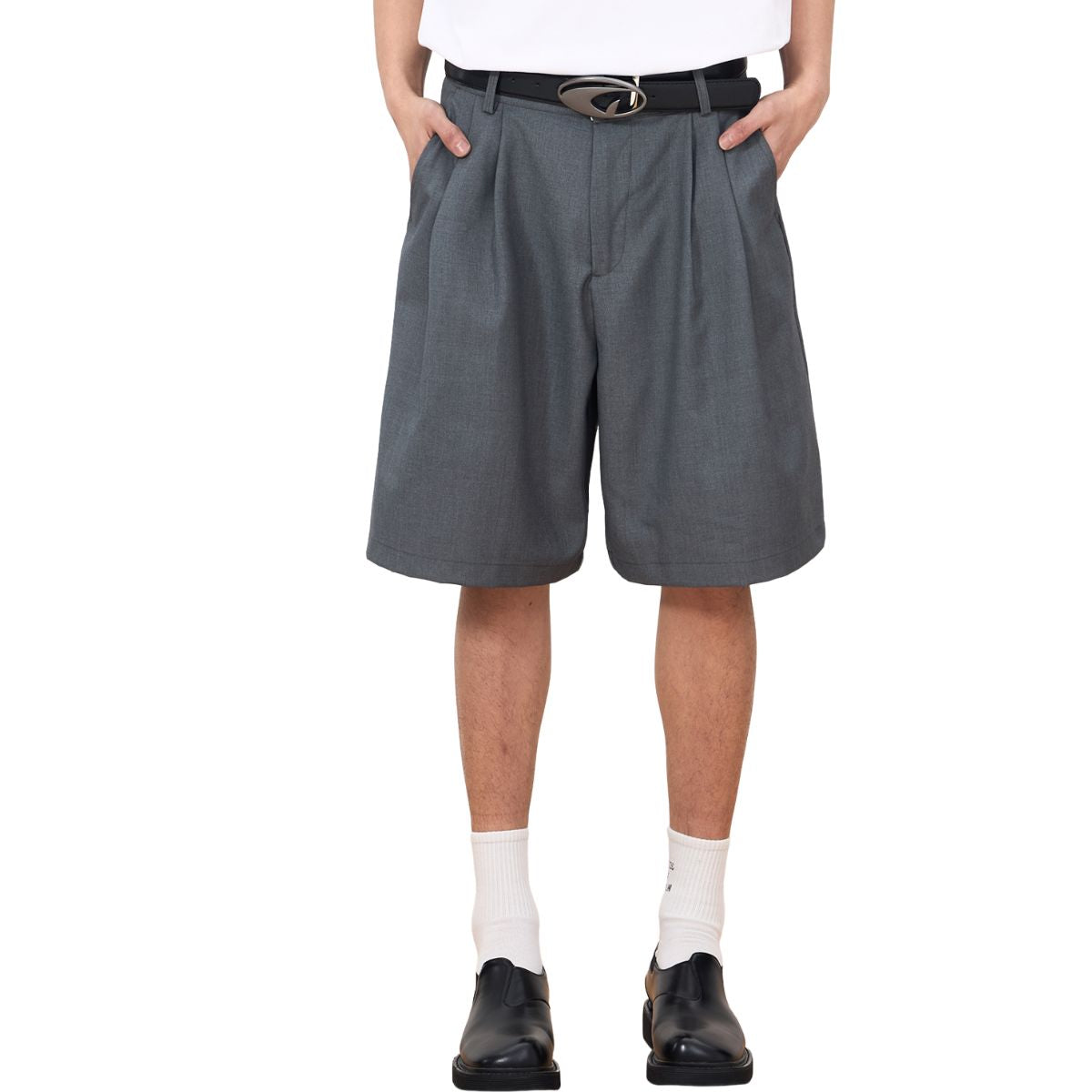 Double Pleat Relaxed Fit Bermuda Shorts