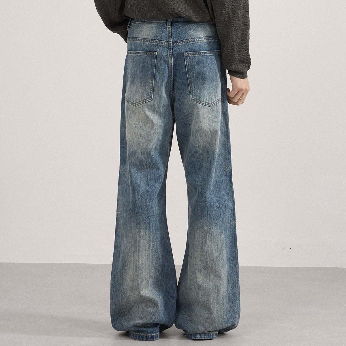 Vintage Wash 90s High Waist Loose Fit Jeans