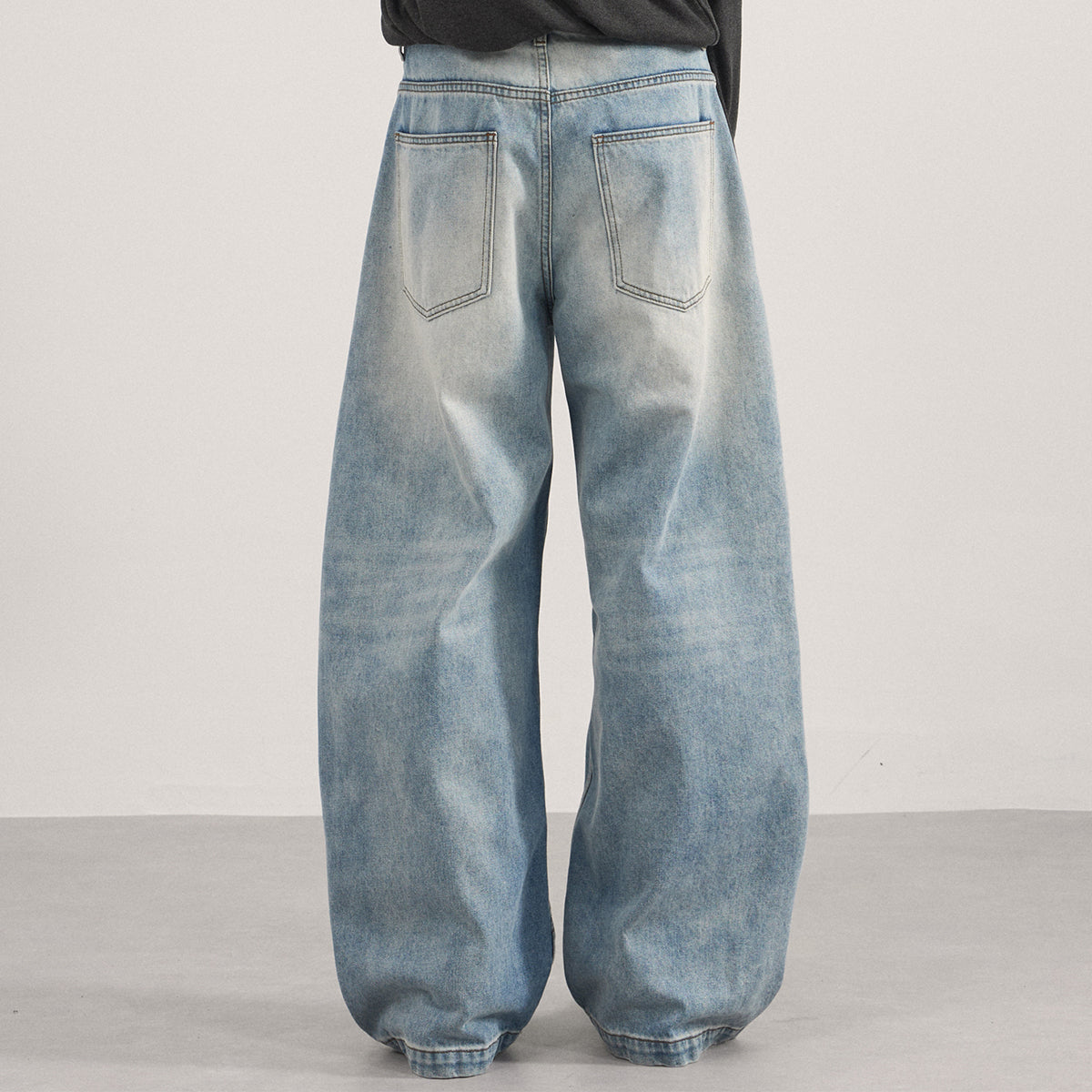 Oversized Pocket Distressed Wide Leg Vintage Jeans