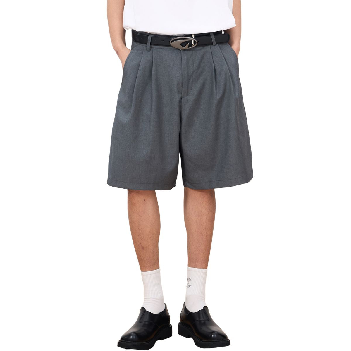 Double Pleat Relaxed Fit Bermuda Shorts