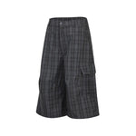 Plaid Multi-Pocket Cropped Cargo Shorts
