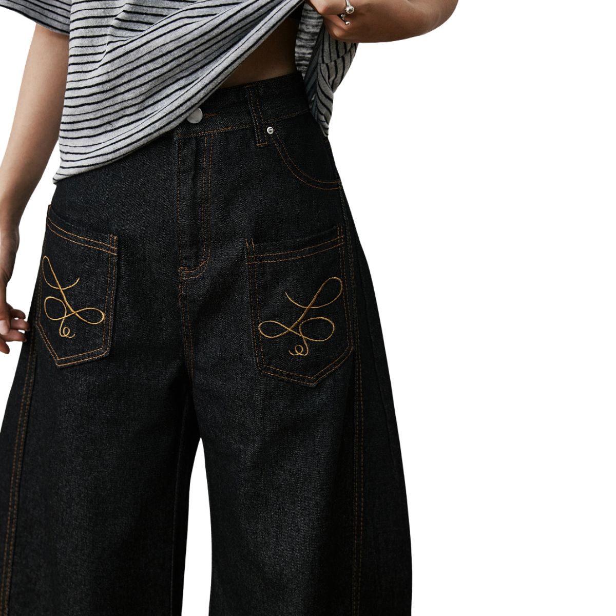 Embroidered Pocket Indigo Denim Shorts