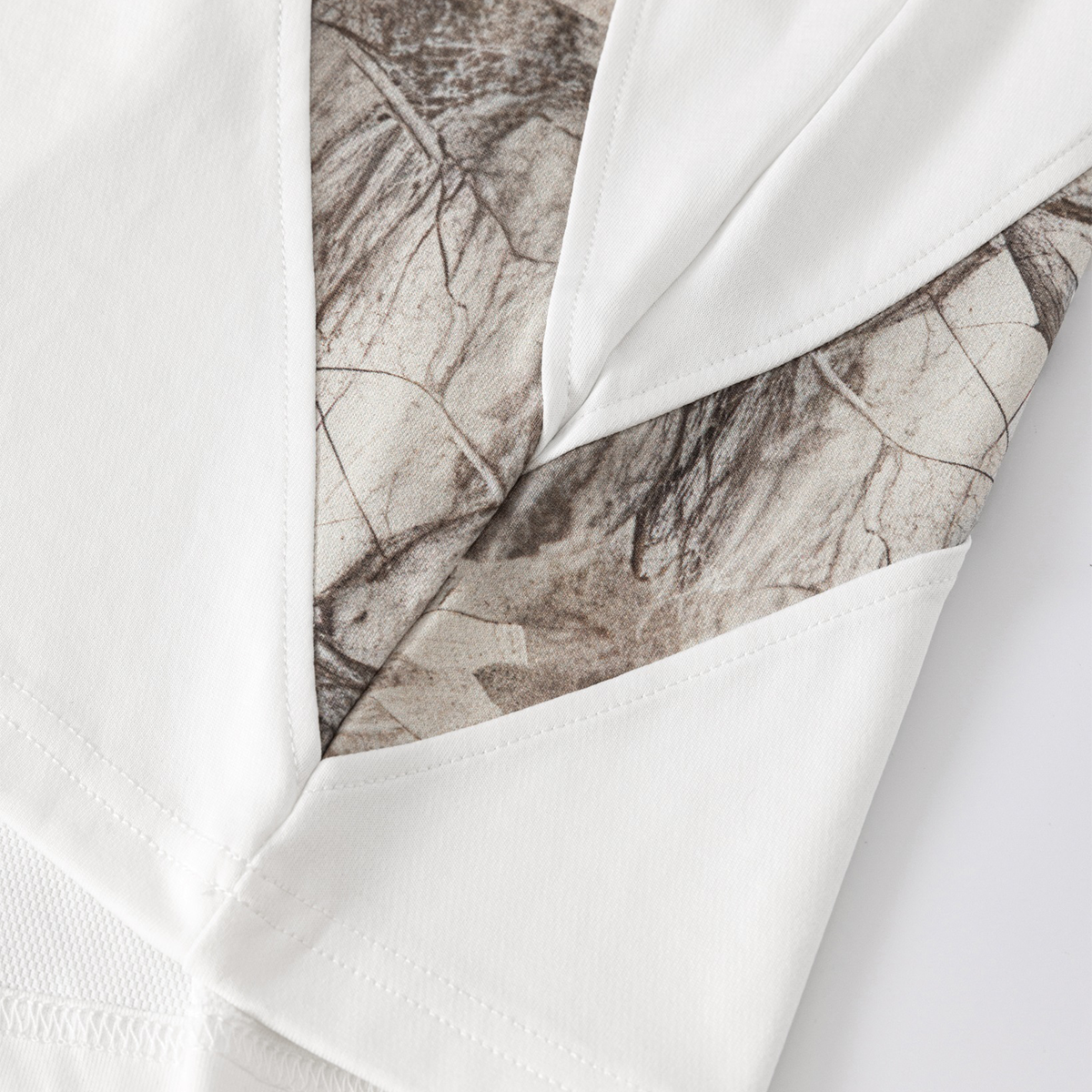 Curved Side Splice Contrast Panel Graphic Tee