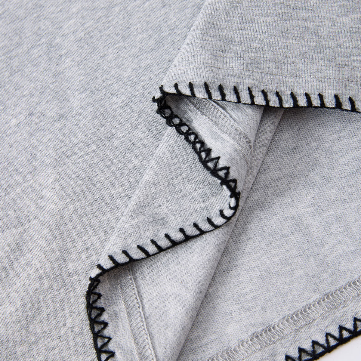 Oversized Minimal Tee Raw Edge Contrast Stitching