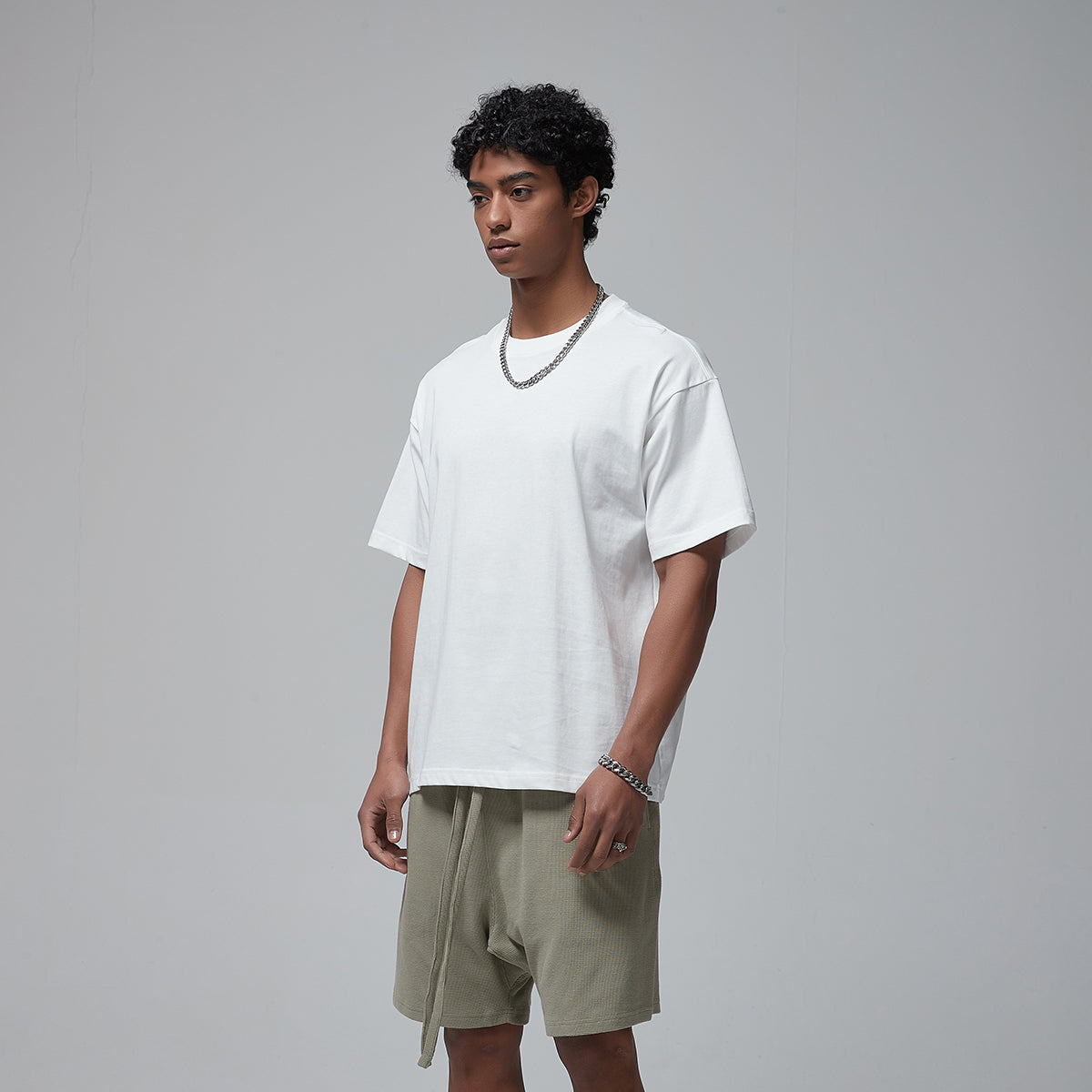 Classic Basic Tee 6.7oz-INNBLAC Fashion Apparel