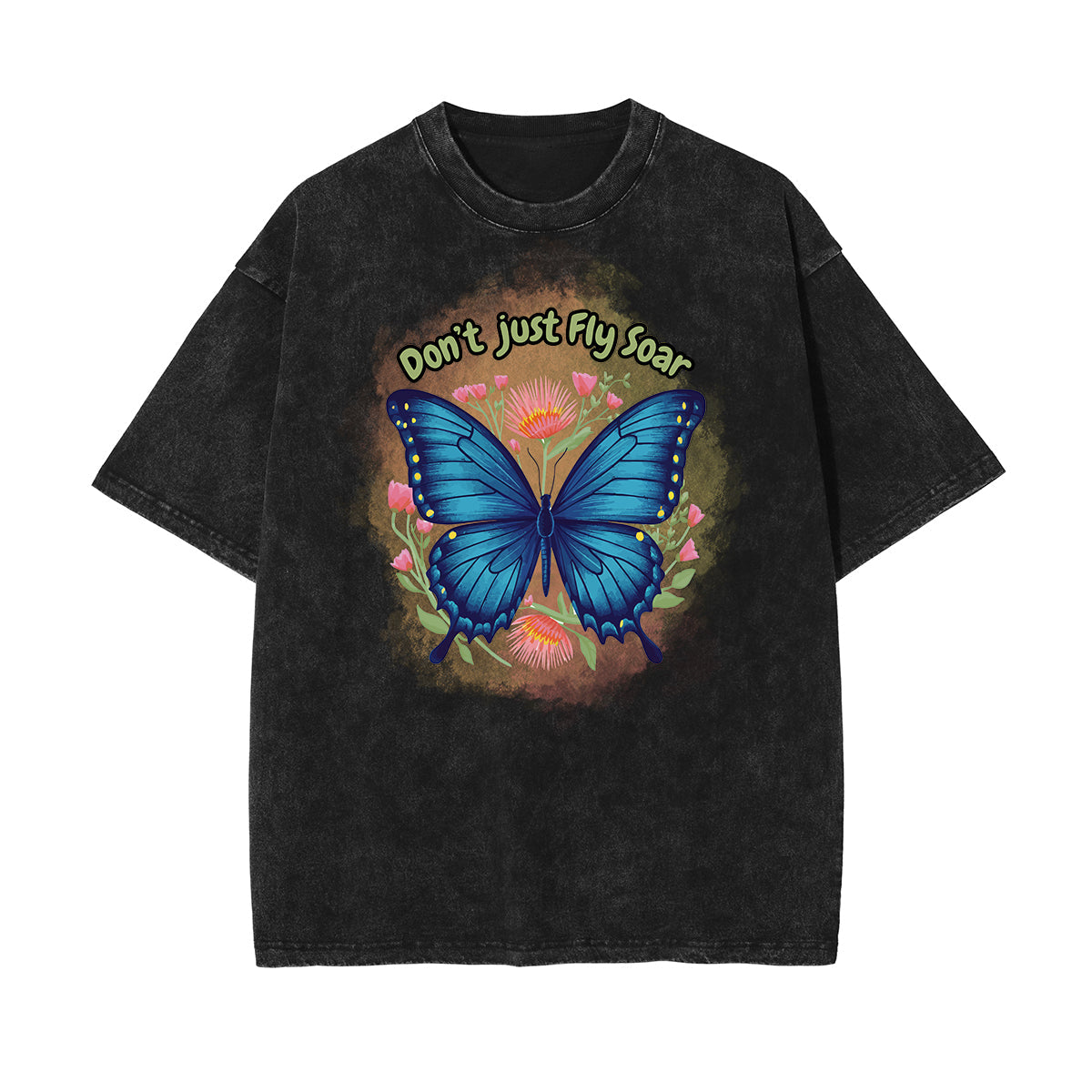 Camiseta con estampado de mariposas y lavado a la piedra