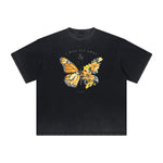 Camiseta con gráfico de mariposa desgastada