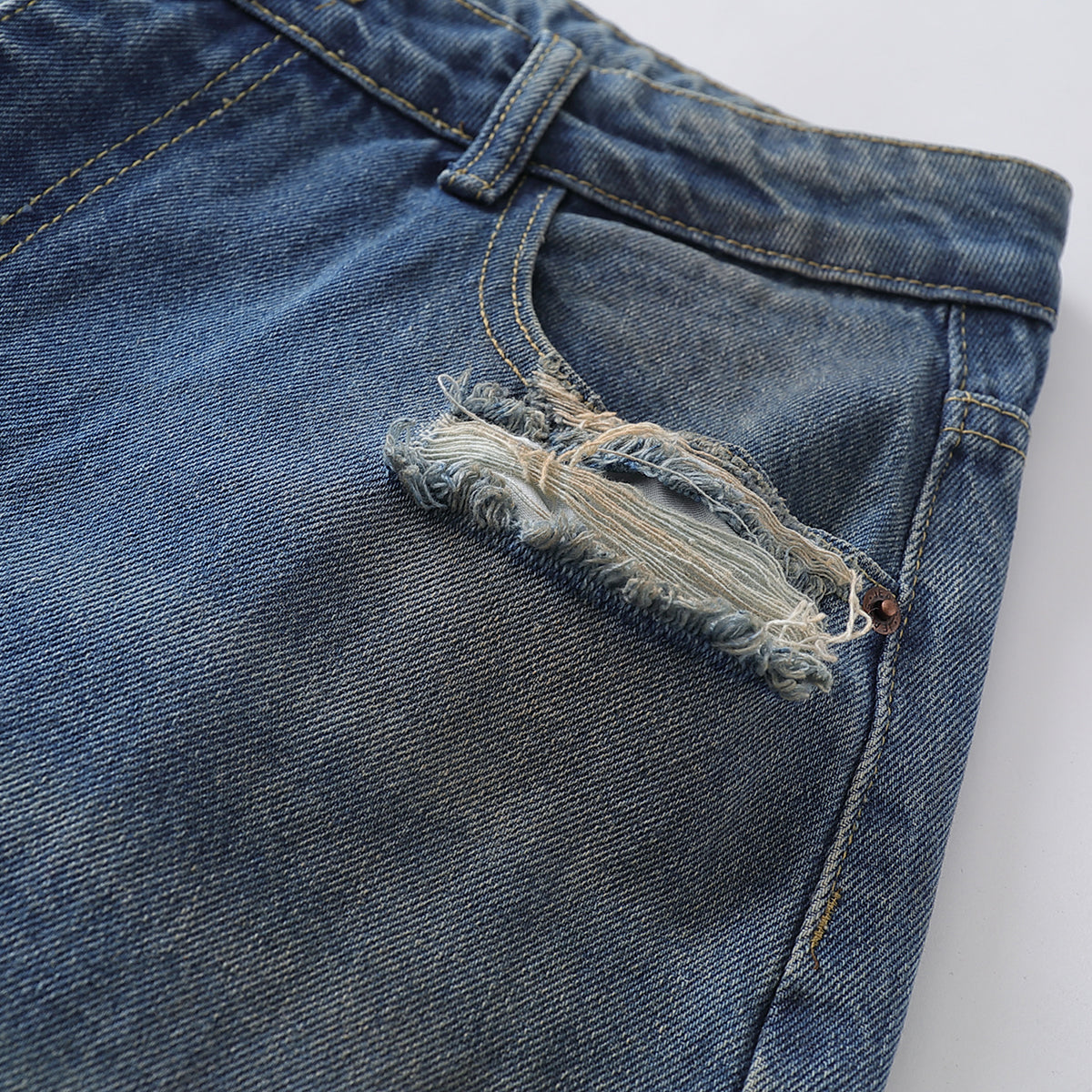 Loose Fit Embroidered Patch Distressed Jeans